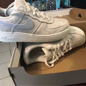 Womens Nike AF1 07’ SE